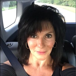 Meet your Posher, Toni